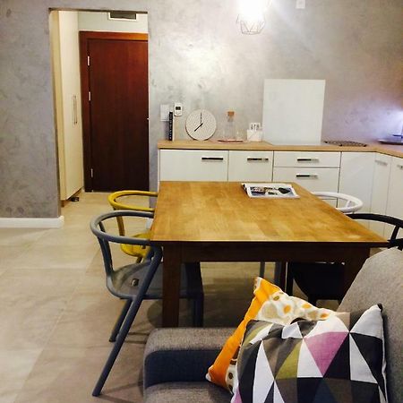 Piper Cytadela Apartament Poznań Exteriör bild