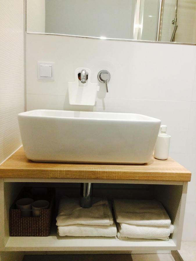 Piper Cytadela Apartament Poznań Exteriör bild